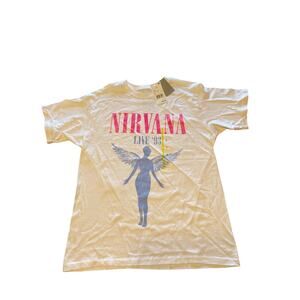 Nirvana Live ‘93 Ladies Sz Small White Tee PTP 19” Length 24” cotton/poly blend